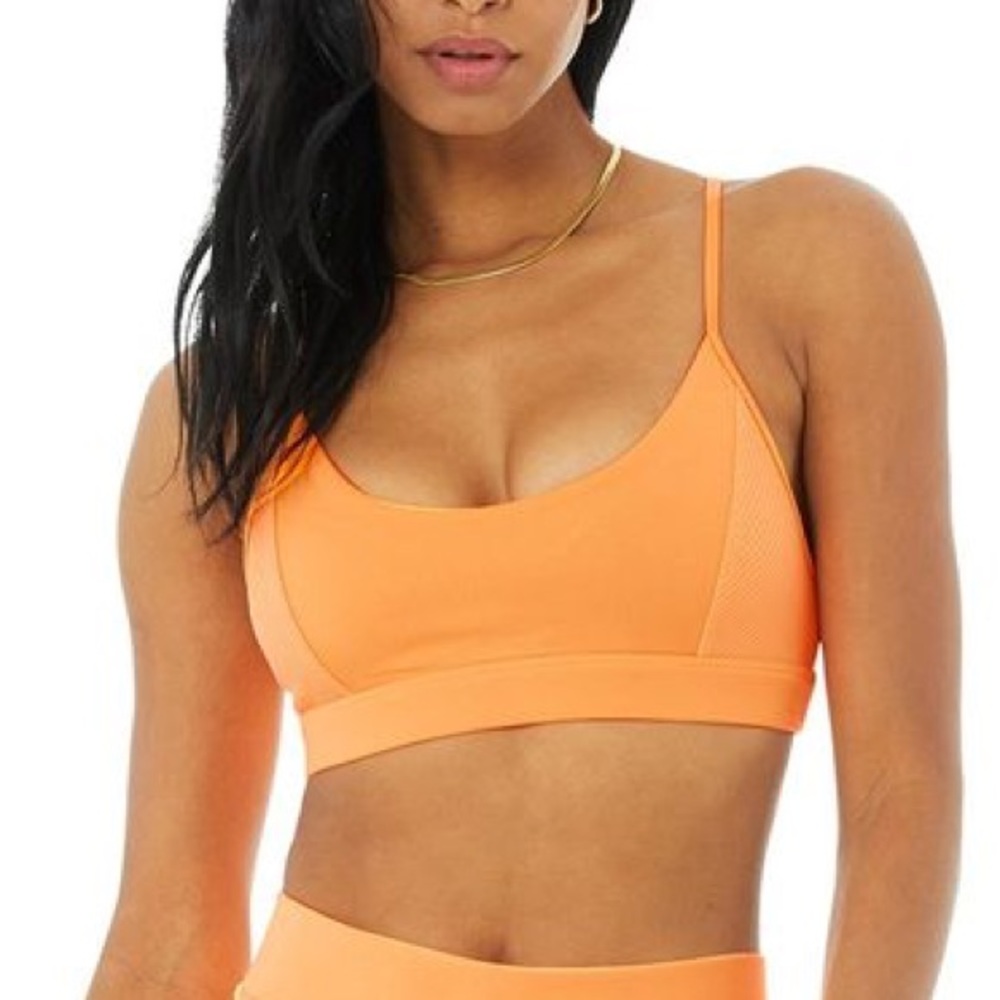 Alo Yoga No Limit Bra in Neon Apricot